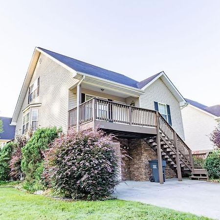Cozy Pigeon Forge Home W Hot Tub Near River Exterior photo