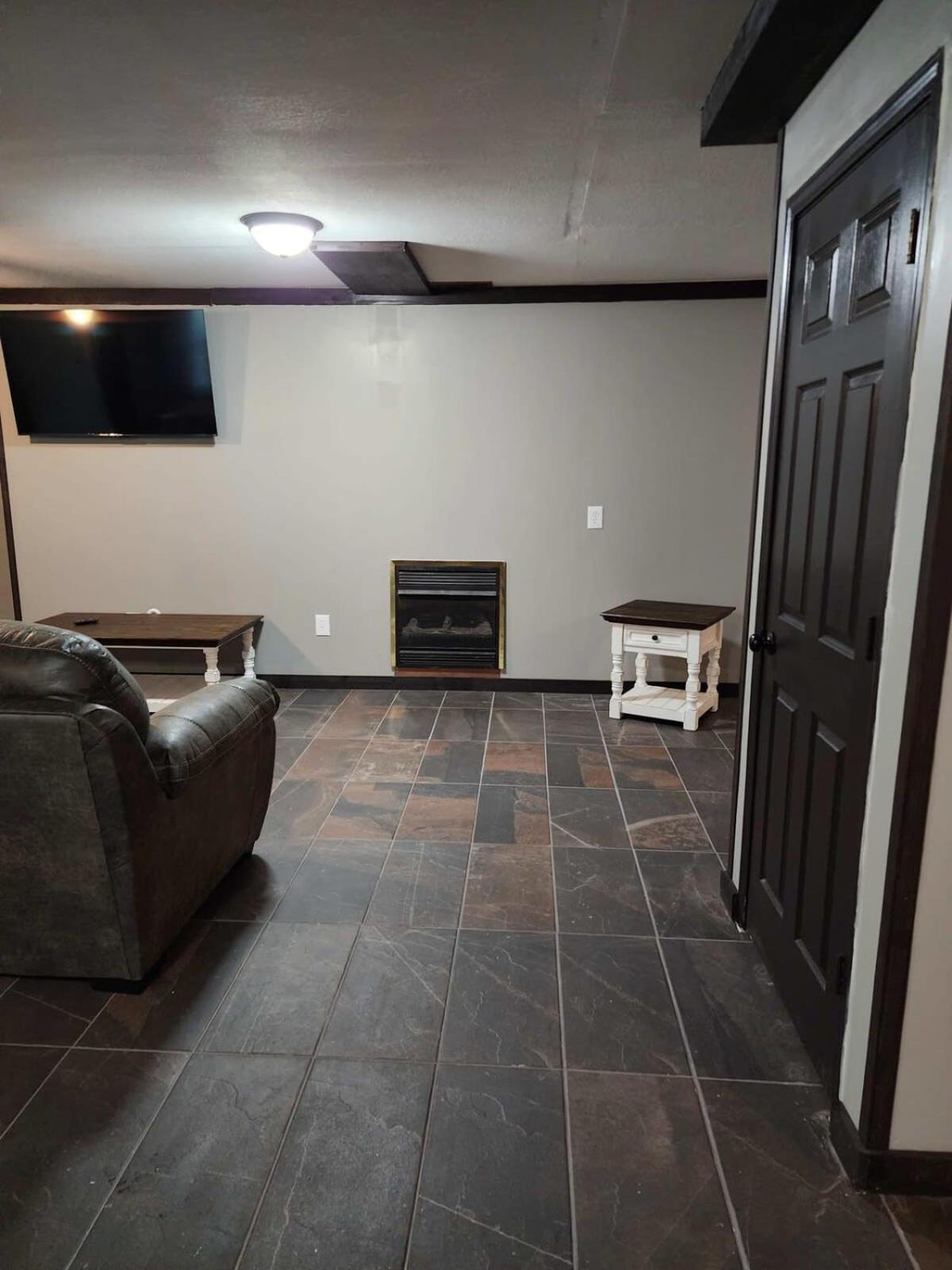 Cozy Pigeon Forge Home W Hot Tub Near River Exterior photo